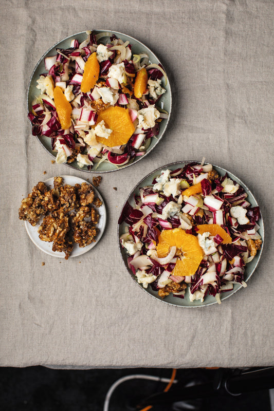 Fenchel-Radicchio-Salat mit Orangen, Walnüssen & Roquefort